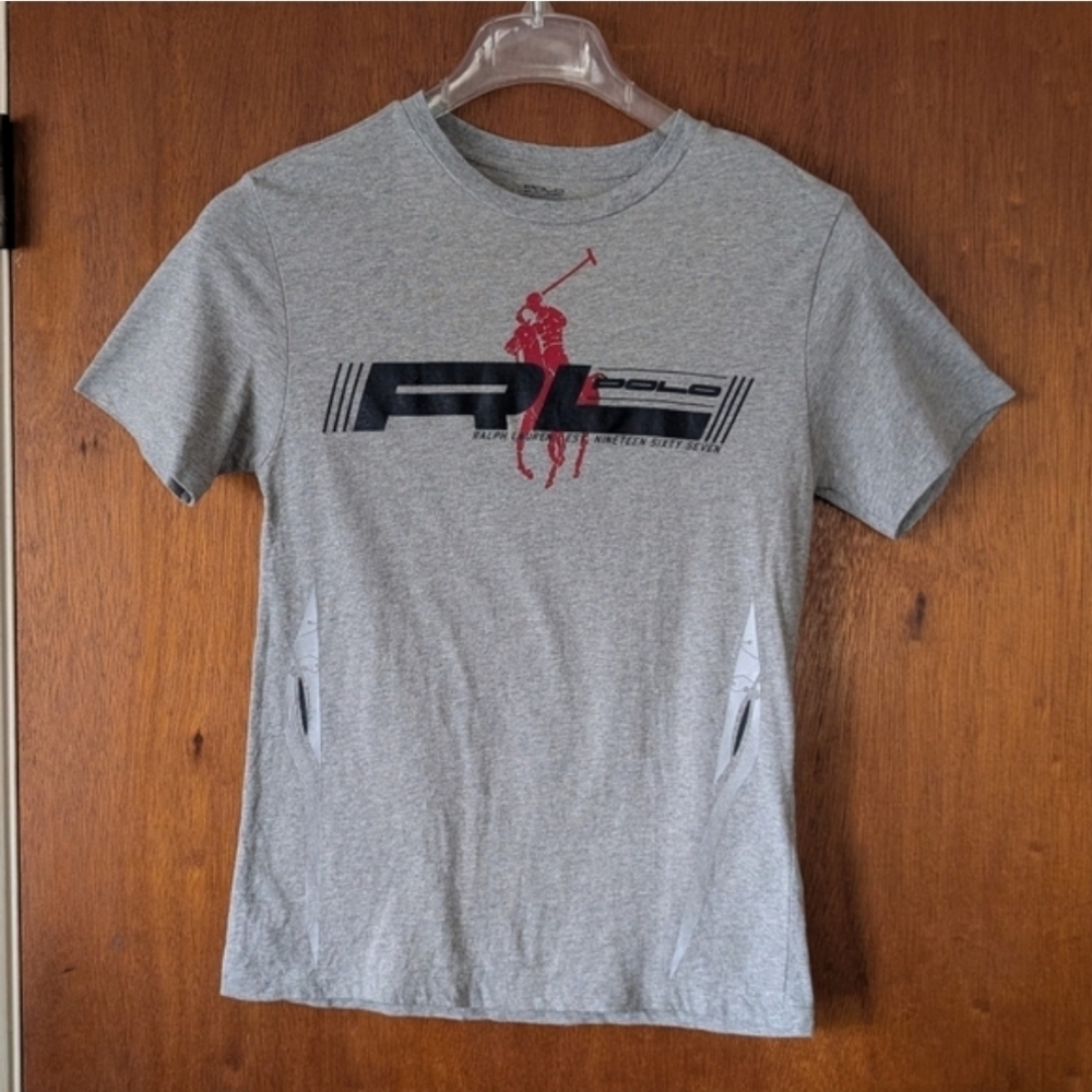 Polo by Ralph Lauren Gray and Red Graphic Tee Size M